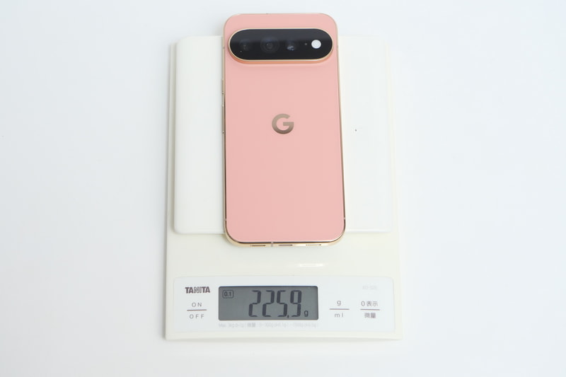 実測の重量は225.9gと、こちらもほぼ公称どおりだった
