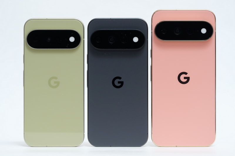 こちらは背面の比較、同様に左からPixel 11、Pixel 11 Pro、Pixel 11 Pro XL