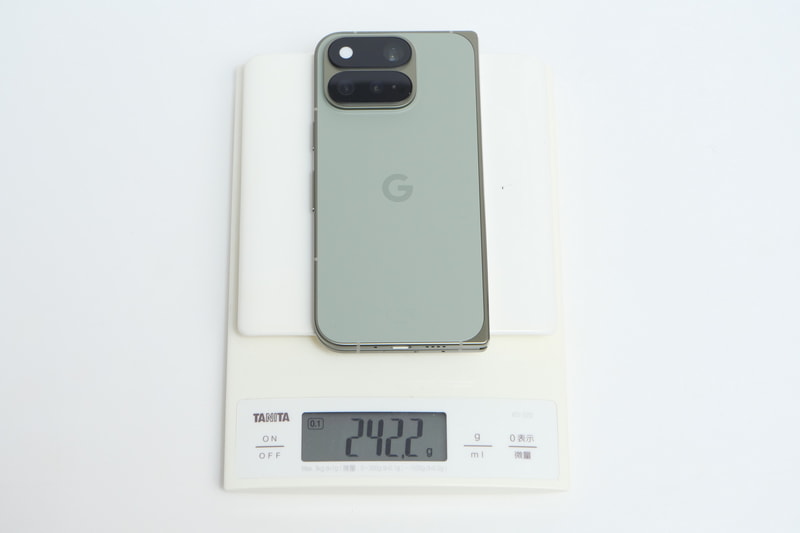実測の重量は242.2gと公称よりやや重かった