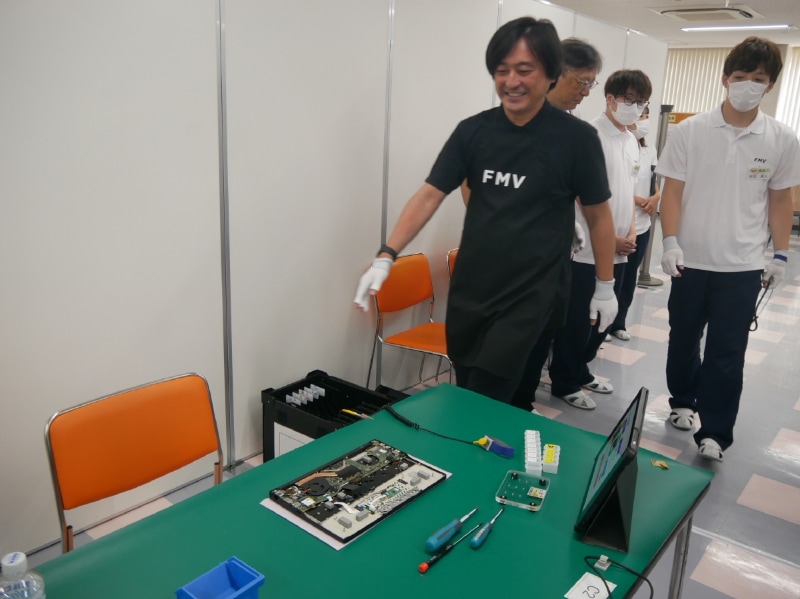 最後の仕上げは再び栗田COOが担当