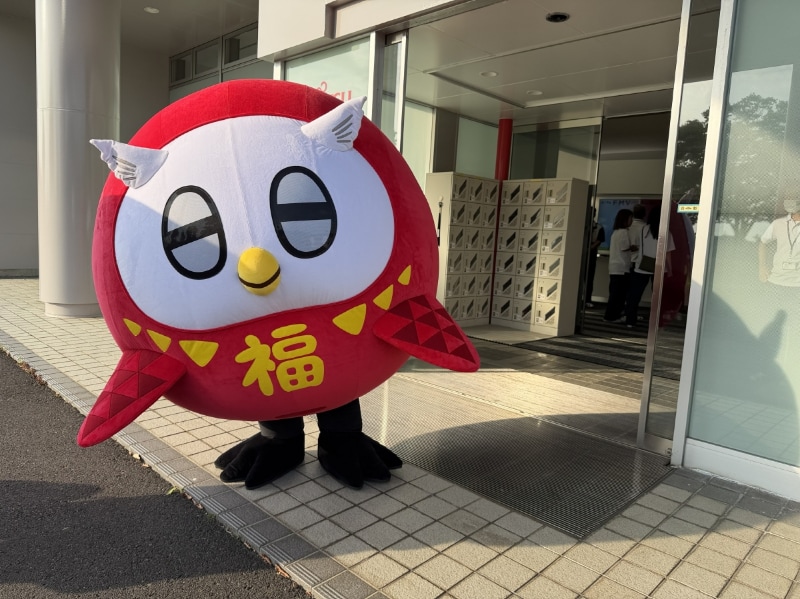 今回の組み立て教室が初披露の場となった等身大の「ふくまろ」。今後はイベントなどでも登場する機会が増えそうだ