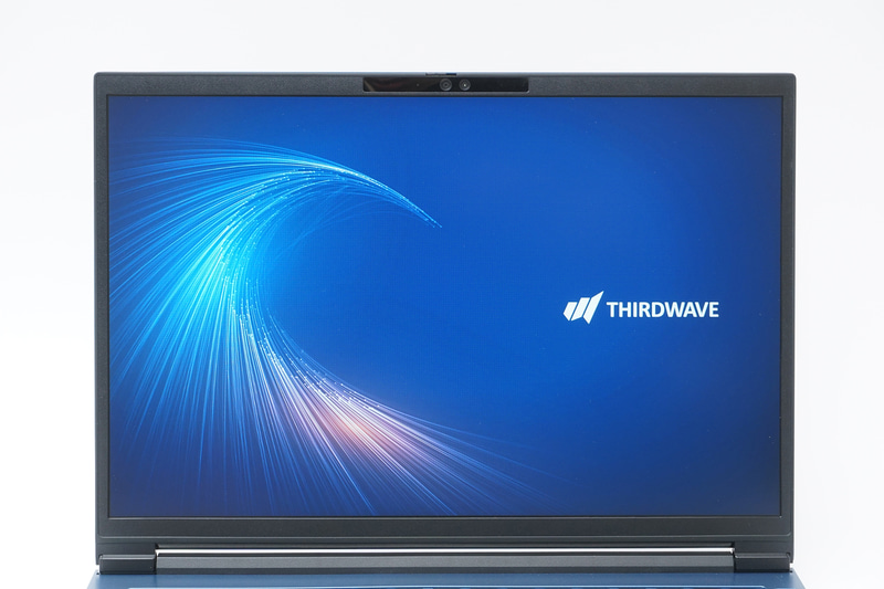 ディスプレイは14型で解像度はWUXGA(1,920×1,200ドット)