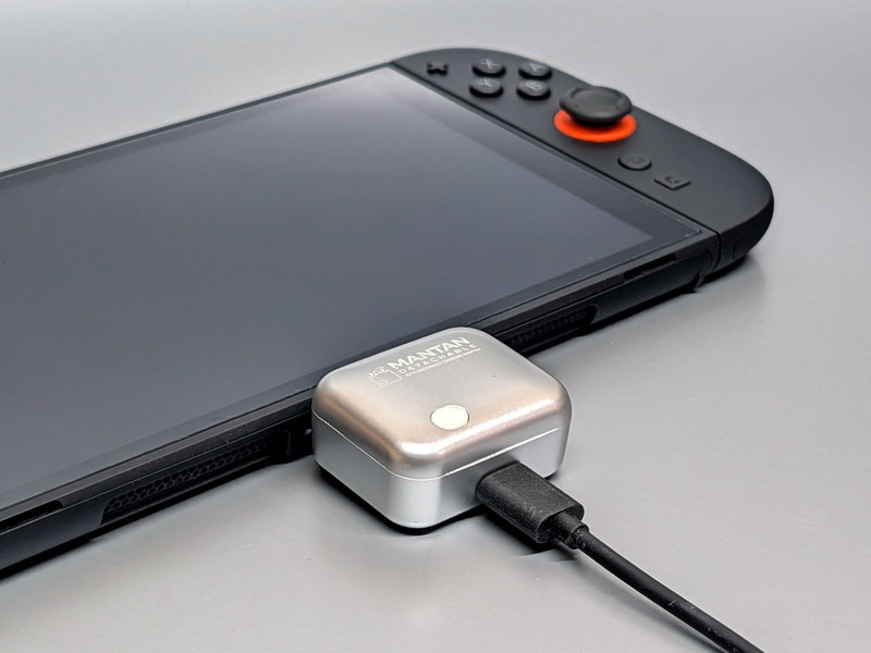 エアリア「MANTAN DETACHABLE」をSwitch 2に取り付けた状態。実売価格は2,000円