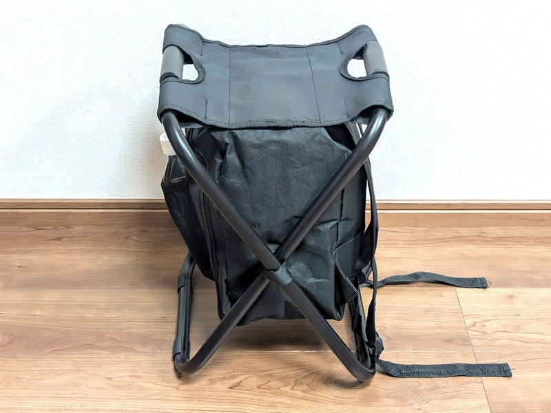 チェア部を開いたところ。座面の高さは実測42cmとそこそこある