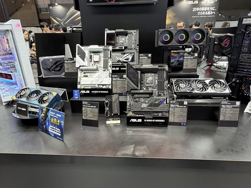 少しではあるが、ビデオカードの試作品も含めPCパーツも展示されている