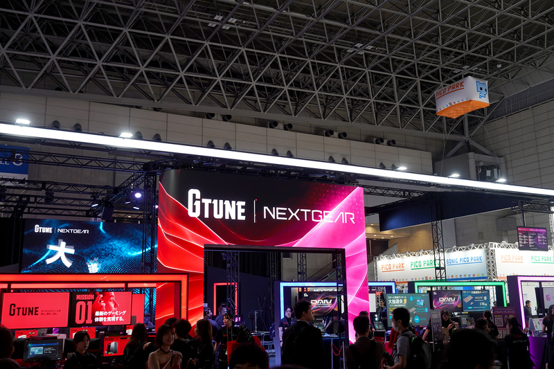 東京ゲームショウ2026のマウスコンピューターブース。G TUNE/NEXTGEARの新製品発表に加え、実機に触れられる展示も用意された