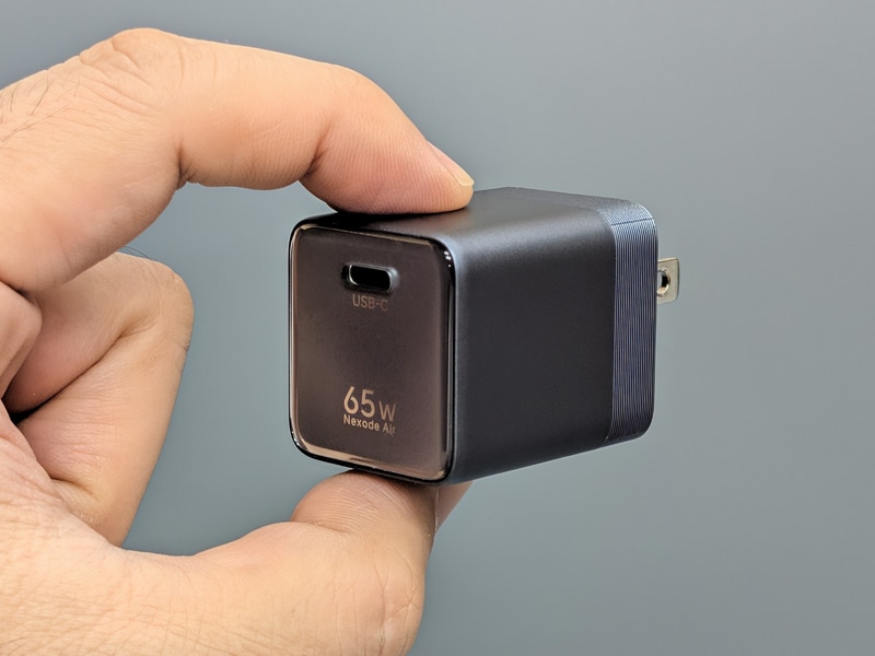 65Wモデル「UGREEN Nexode Air 65W」。外見は本製品に酷似している