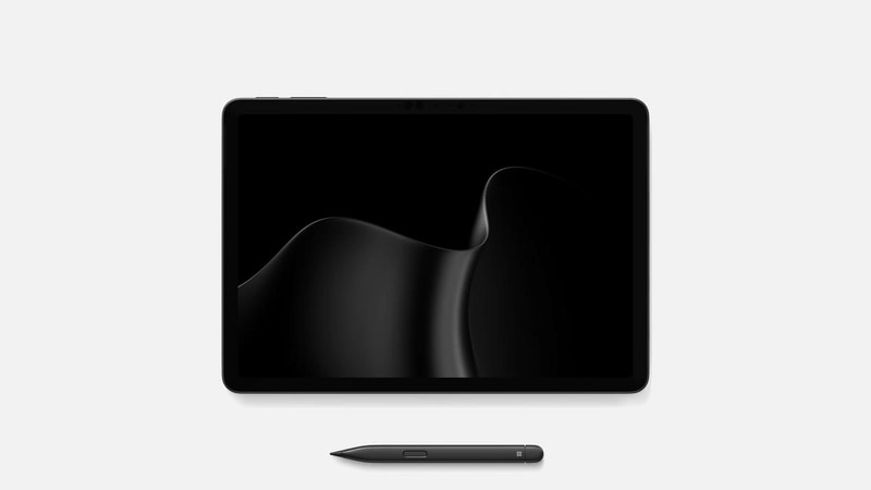 Surface Pro 12型 第2世代、新色のブラック(写真提供: Microsoft)