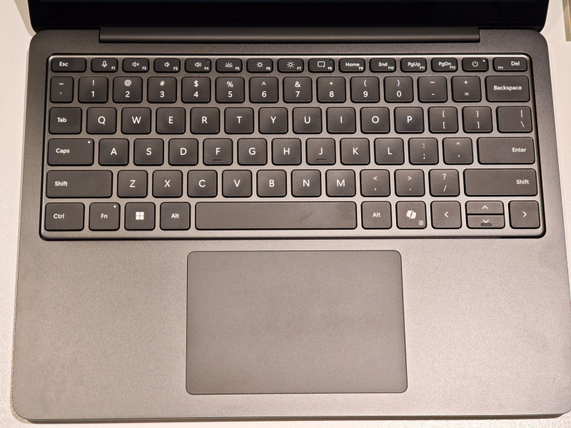 キーボード