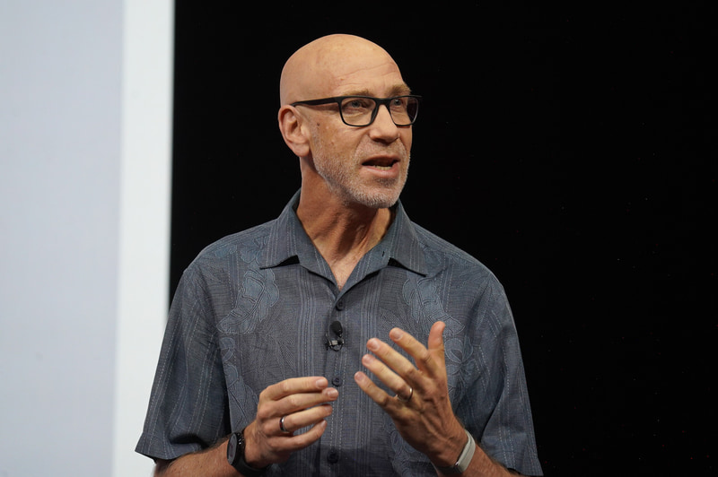 Google 副社長 兼 ラップトップ・タブレット・教育・Androidエンタープライズ 事業部長のジョン・ソロモン氏