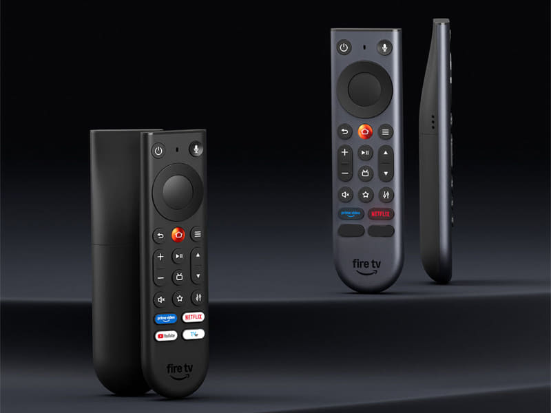 左がFire TVリモコン、右がFire TVリモコンPlus