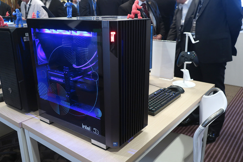 マウスコンピューターG TUNE FZ-I7G80(インテル株式会社 50周年記念モデル)