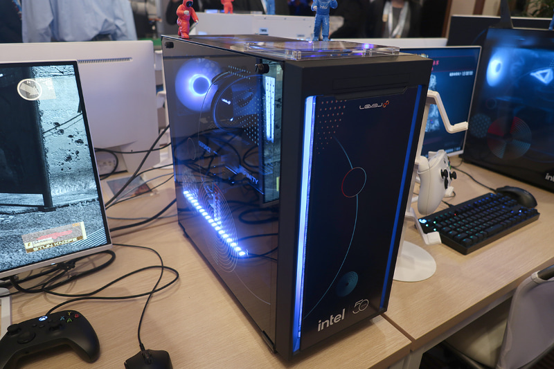 パソコン工房のインテル株式会社50周年記念コラボゲーミングPC