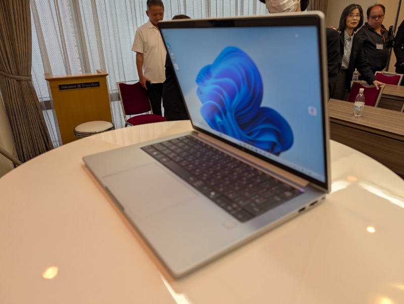 HP EliteBook 8 G2iW 14