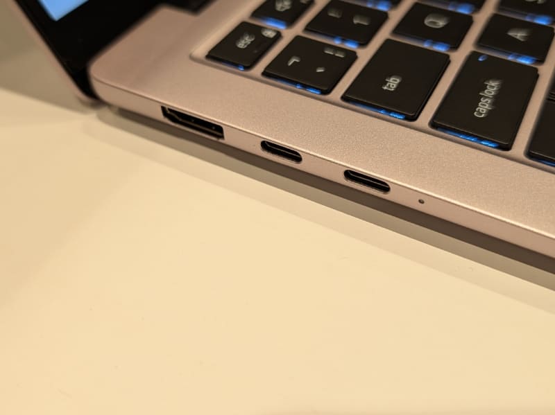 左側面にはUSB 3.2 Gen 2 Type-C 2基とHDMI 1.4を搭載