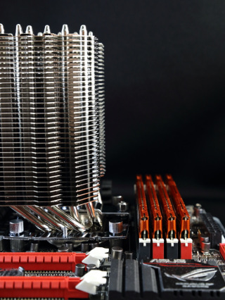 瀬文茶のヒートシンクグラフィック】Thermalright「HR-22