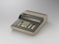 50年物　動作品　キャノン電卓　LE−10 キヤノンの電卓が50周年 アルミボディーの高品質記念モデルが