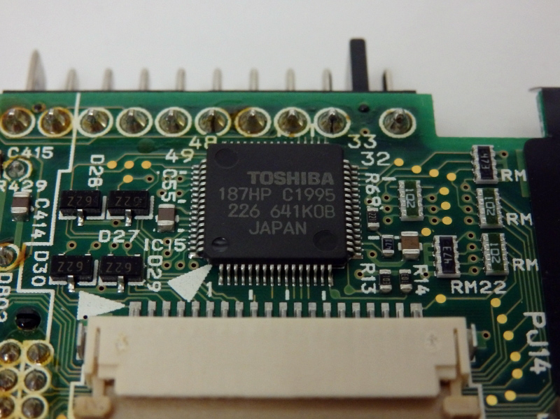 東芝製IC「187HP」。用途は不明だ