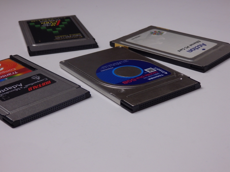 PCカード型HDDと言えばType3……というのが筆者のかつての常識であったのだが、意外やType2であった