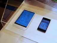 タブレット au - qua tab au、初のオリジナルタブレット「Qua tab」 ～Xperia Z4 Tabletも