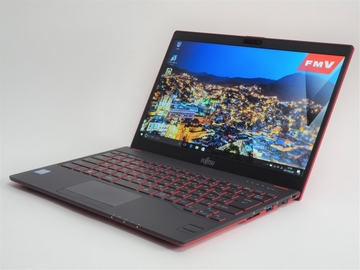 Hothotレビュー】厚さ10mmを切る世界最薄の13.3型モバイルノート