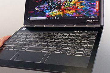 レノボ、IPS液晶とE-Ink両搭載の10.8型2in1「Yoga Book C930