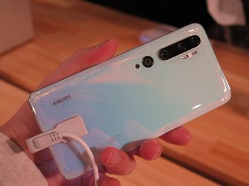 ANDROID - 【りりー】1億画素カメラ Xiaomi Mi Note 10 ホワイト スマホカメラに1億画素も必要？ Xiaomi「Mi Note 10」を使って