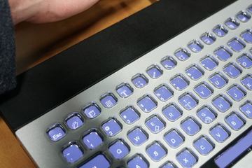 nemeio 電子ペーパーキーボード クラファン返礼品 nemeio 電子ペーパーキーボード クラファン返礼品（E Inkでキー