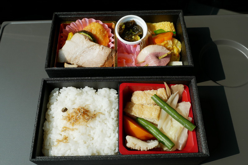 お品書きも添えられている