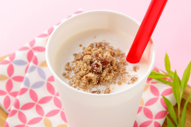 秋田自動車道 錦秋湖SA 生もろこしシェイク（310円）