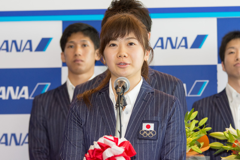 女子チームを代表して挨拶した福原愛選手はANA所属選手でもある