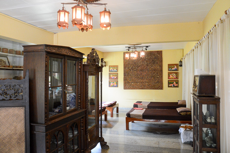 マッサージルーム。380バーツ（約900円）から