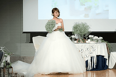 ワタベウェディング リゾ婚 を挙げたばかりの近藤千尋さん参加の ちぴ婚トークショー ドレスショー 開催 トラベル Watch