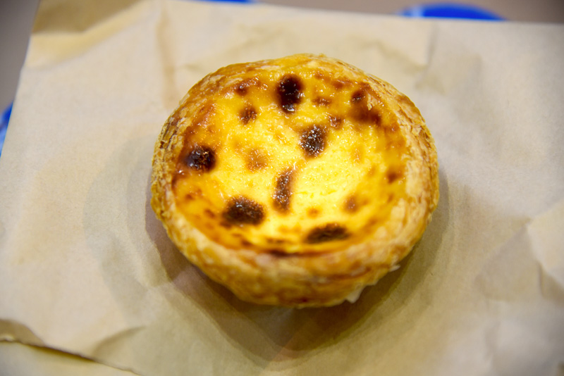 人気の「エッグタルト」（300円）。現地の本店に行かずともツーリズムEXPOジャパン2016期間中は東京で味わえる