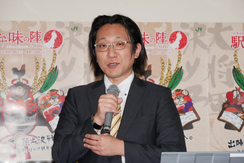 2015年の大会で駅弁大将軍を受賞した「鶏めし」を製造販売している花善の代表取締役社長 八木橋秀一氏