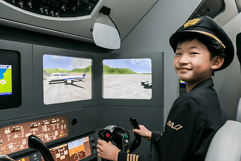 キッザニア東京」10周年記念セレモニーを開催 ANAの「飛行機