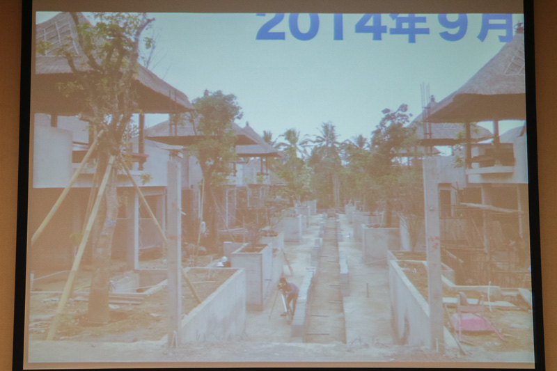 工事の進捗を写真とともに紹介し、星のやバリは開業日が2017年1月20日に、予約販売を10月20日に開始すると発表した