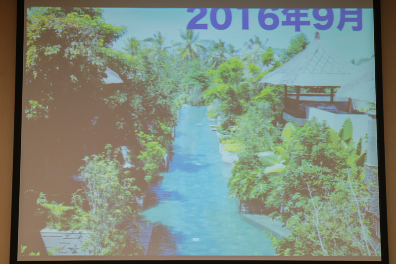 工事の進捗を写真とともに紹介し、星のやバリは開業日が2017年1月20日に、予約販売を10月20日に開始すると発表した