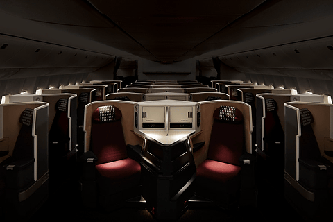JAL、グランフロント大阪で新ビジネスクラス「JAL SKY SUITE III」体験
