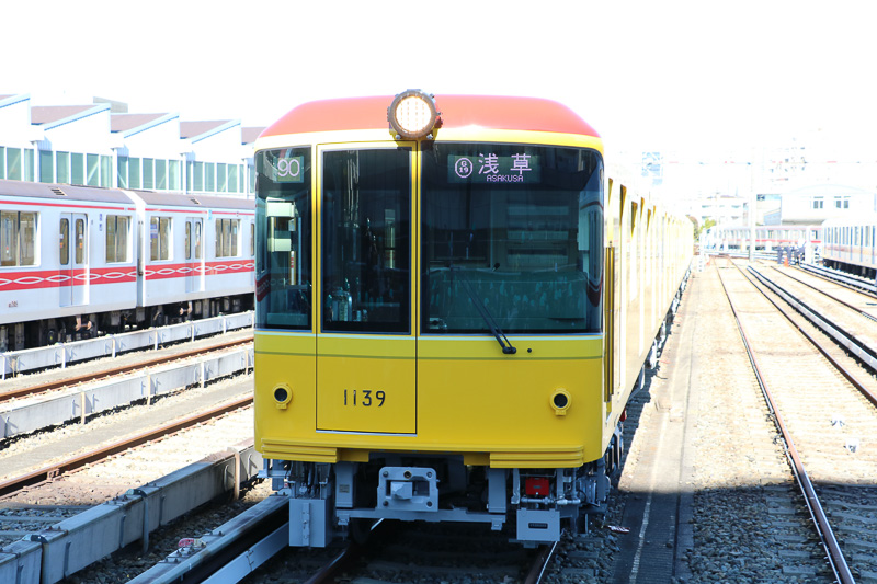 銀座線1000系 特別仕様車両