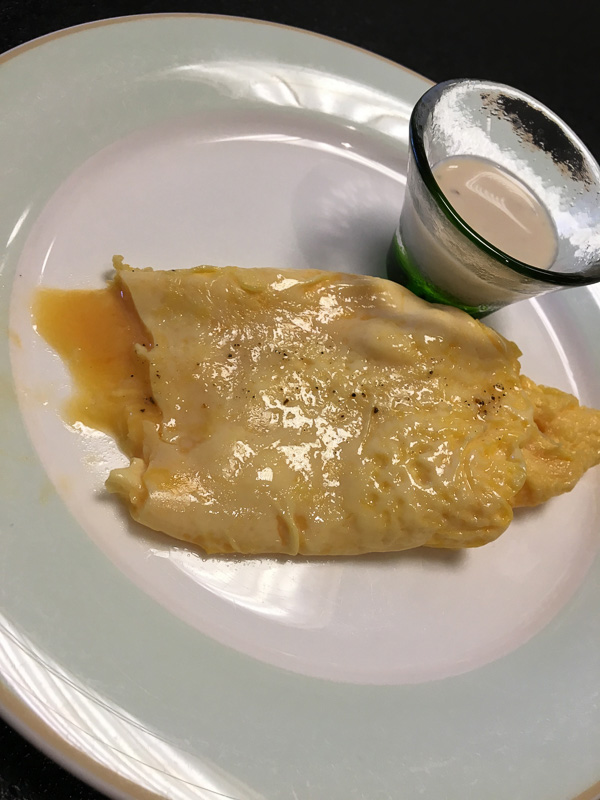 トリュフオムレツ。卵がトロトロ