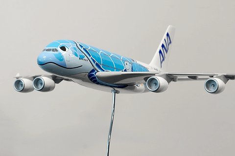1/160 ANA エアバス 380 特別塗装機 LEDライト付き ラニ レア 1/160 ANA エアバス 380 特別塗装機 LEDライト付き ラニ レア