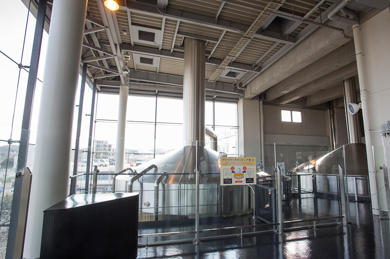 こちらはアロマリッチホッピング製法の釜。解説員さんと比べるとその大きさが分かるだろう。この槽は2器あった