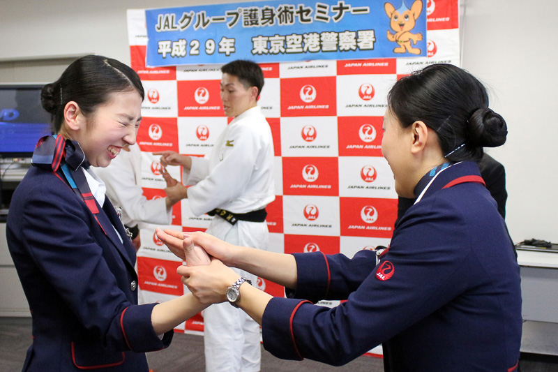 最後に関節技の痛さを体感