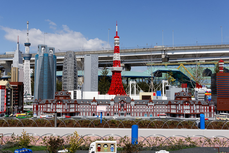 東京タワーと東京駅