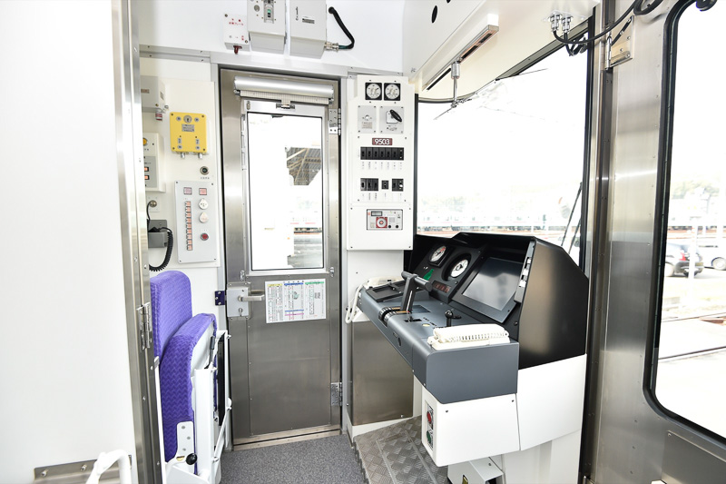 運転台まわり