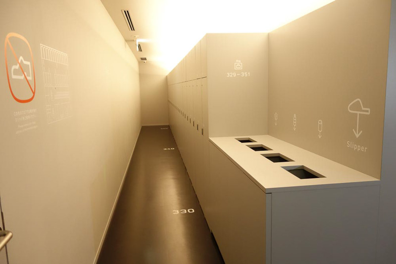 ロッカーエリア