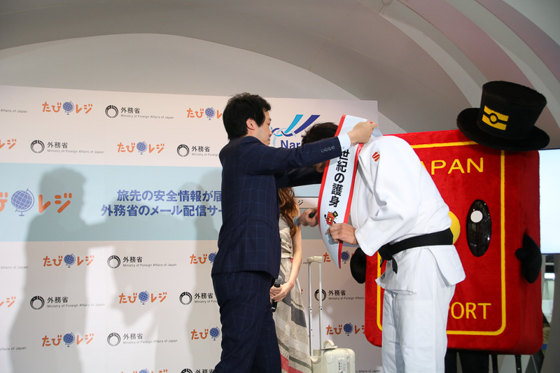 篠原さんにかける