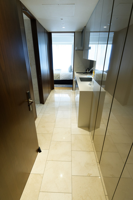 「スタジオ」の入口