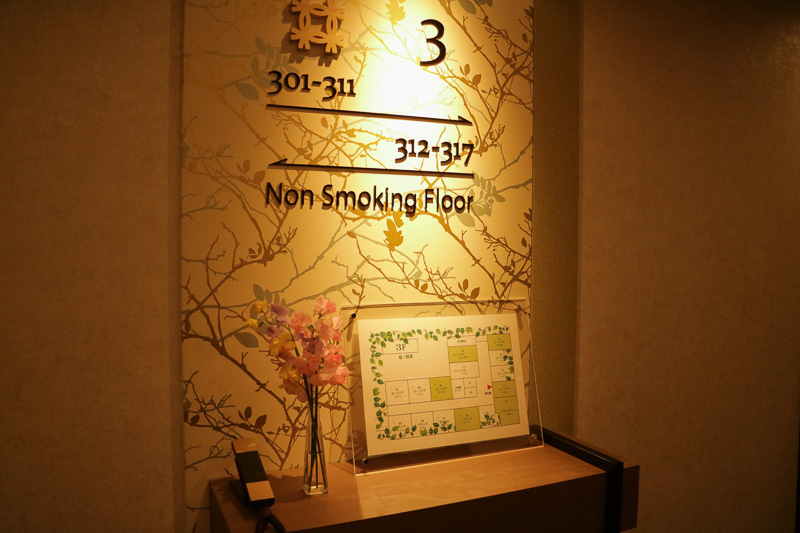 夏の3階のテーマカラーは「抹茶」